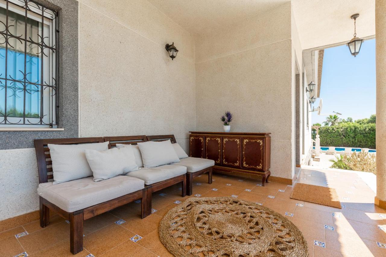 Fidalsa Grand White House Villa Tangel ภายนอก รูปภาพ
