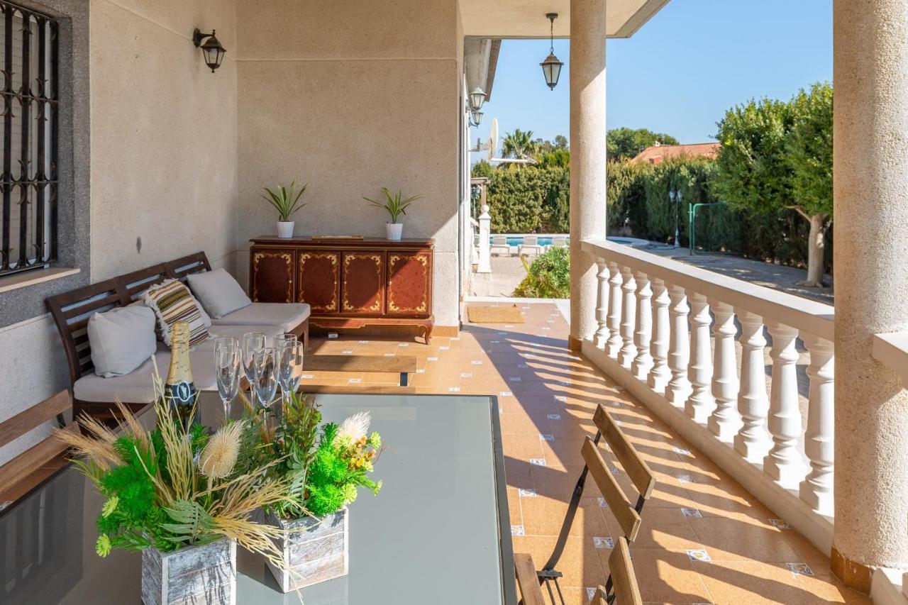 Fidalsa Grand White House Villa Tangel ภายนอก รูปภาพ