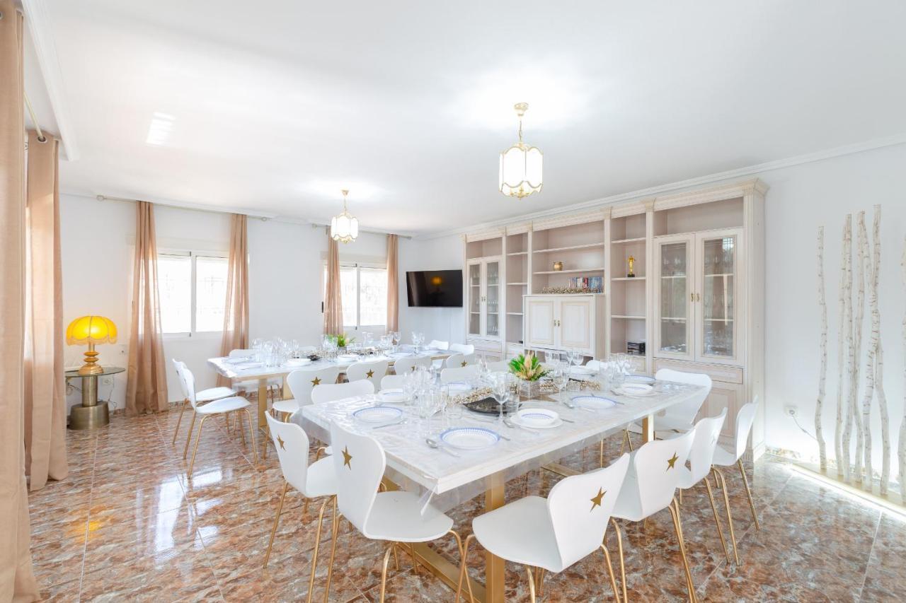 Fidalsa Grand White House Villa Tangel ภายนอก รูปภาพ